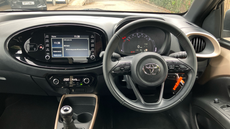 Toyota Aygo X 1.0 VVT-i Edge 5dr Petrol Hatchback